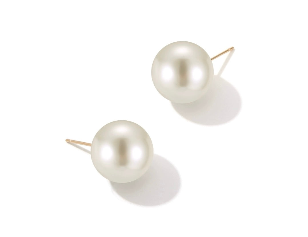 White Pearl Earring