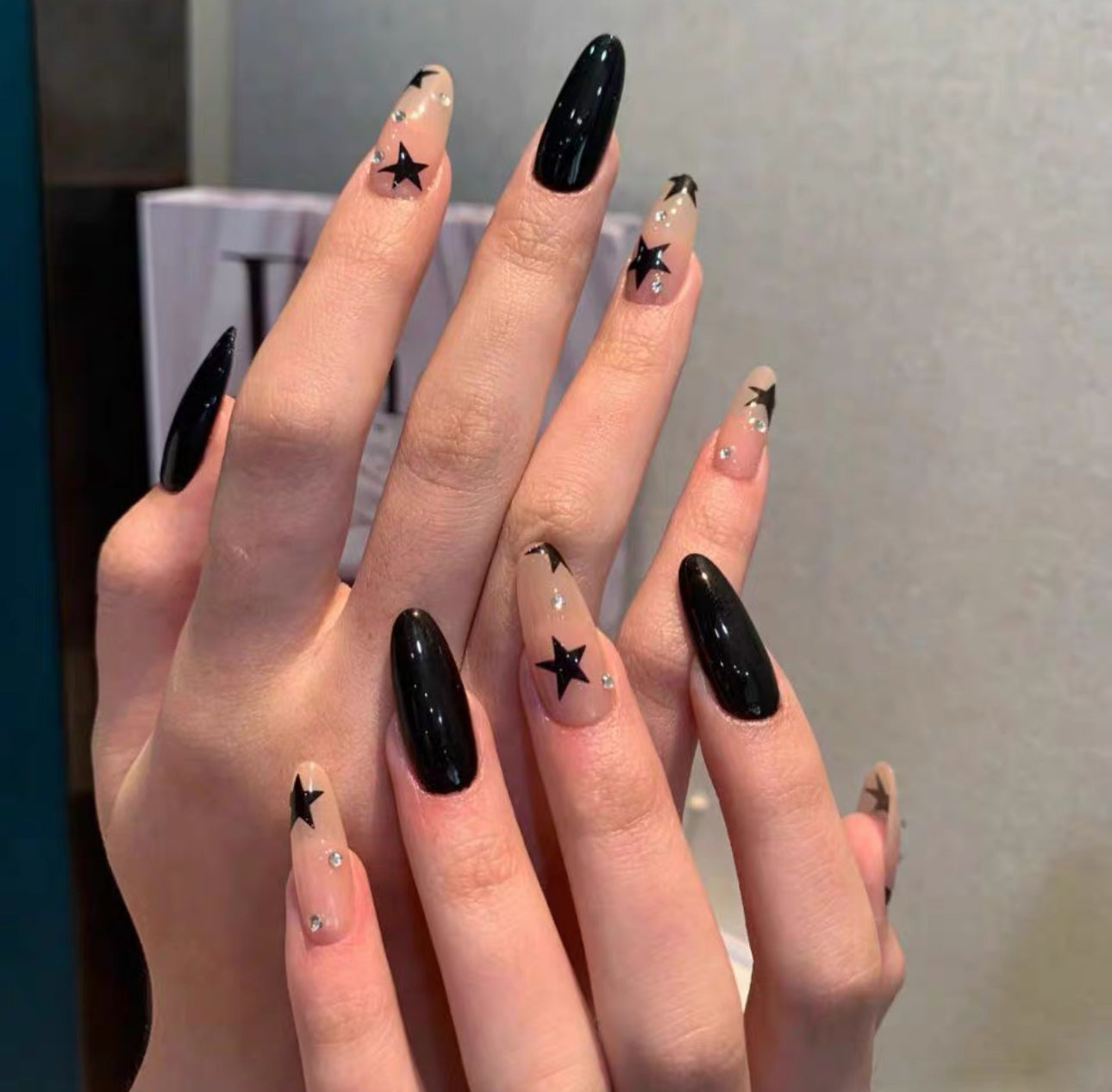 Y2K Star Black