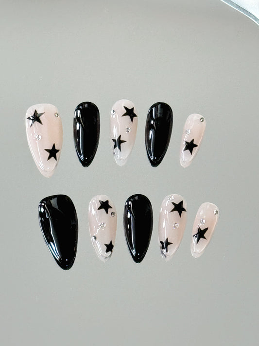 Y2K Star Black